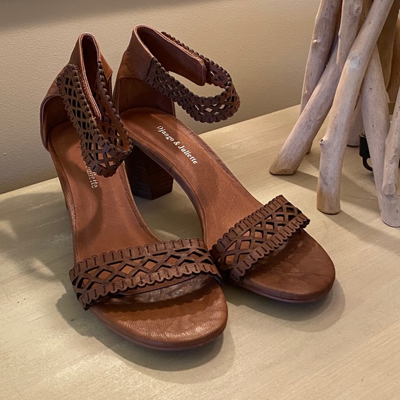 Tan Leather Sandals - Picture 1 of 7